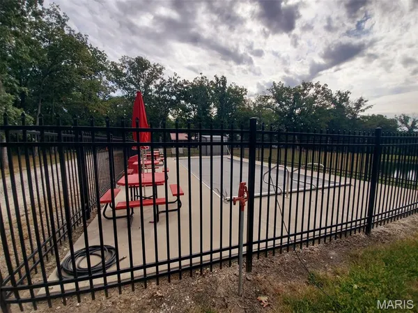 $865,000 | 28148 Commanche Trail, Canton, MO 63435