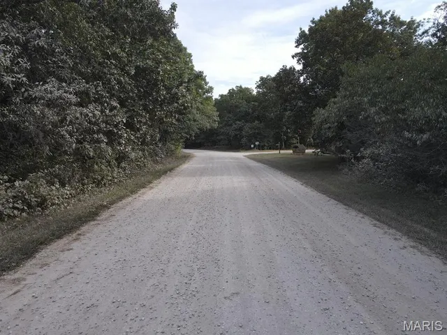 $865,000 | 28148 Commanche Trail, Canton, MO 63435