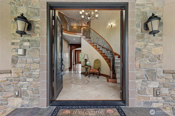 $25,000 | 7909 78th Avenue Southeast, Mercer Island, WA 98040