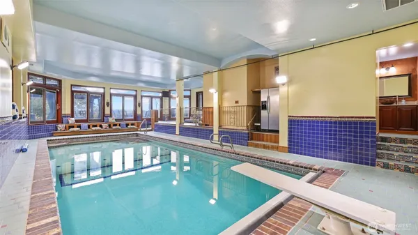 $25,000 | 7909 78th Avenue Southeast, Mercer Island, WA 98040