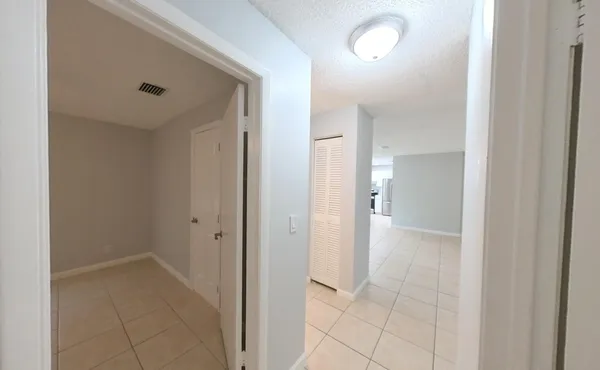 $2,895 | 141 Northeast 17th Court, Boynton Beach, FL 33435