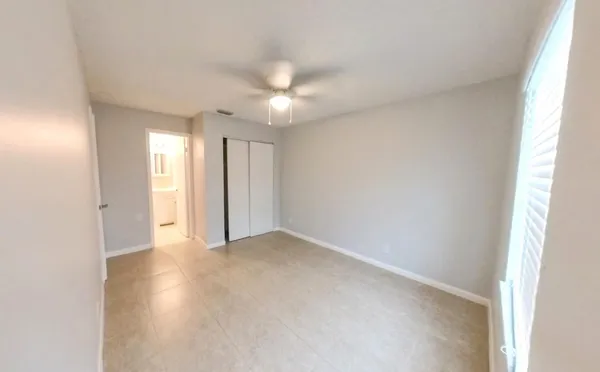 $2,895 | 141 Northeast 17th Court, Boynton Beach, FL 33435