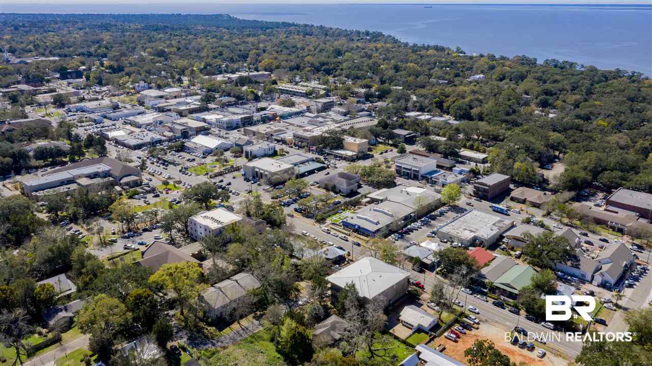 100 North Bancroft Street, Unit C1 Fairhope, AL 36532 - Photo 40 of 48