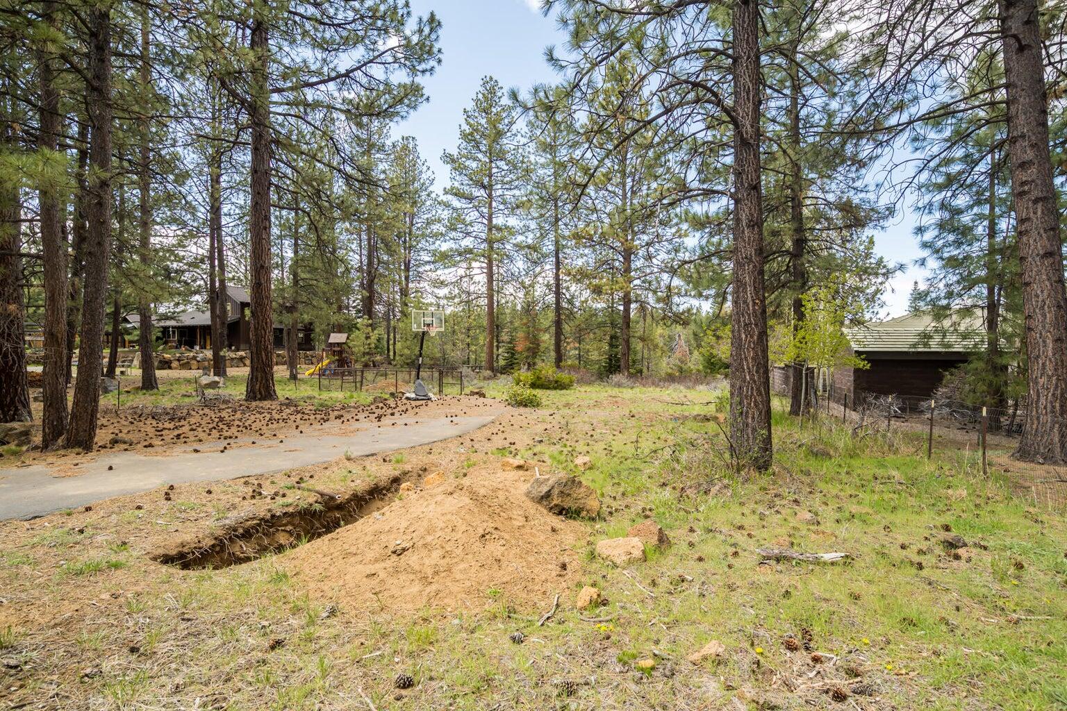 18788 Choctaw Road Bend, OR 97702 - Photo 6 of 9 18788 Choctaw 6