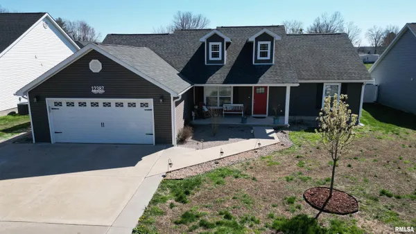 $299,000 | 12387 Bermuda Drive, Marion, IL 62959