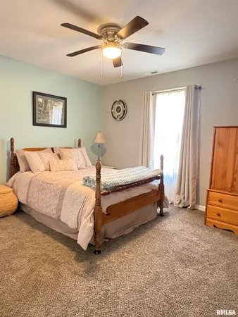 $295,000 | 12387 Bermuda Drive, Marion, IL 62959