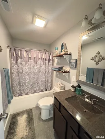 $295,000 | 12387 Bermuda Drive, Marion, IL 62959