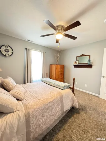 $295,000 | 12387 Bermuda Drive, Marion, IL 62959