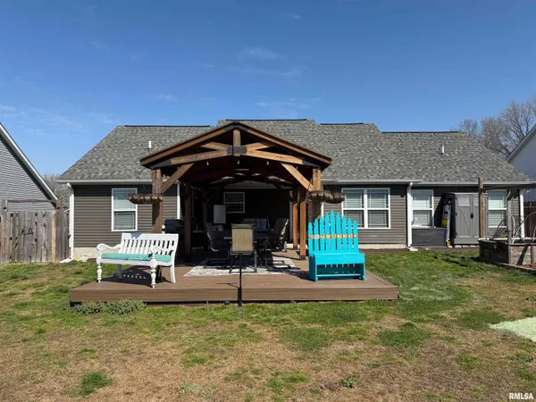 $295,000 | 12387 Bermuda Drive, Marion, IL 62959