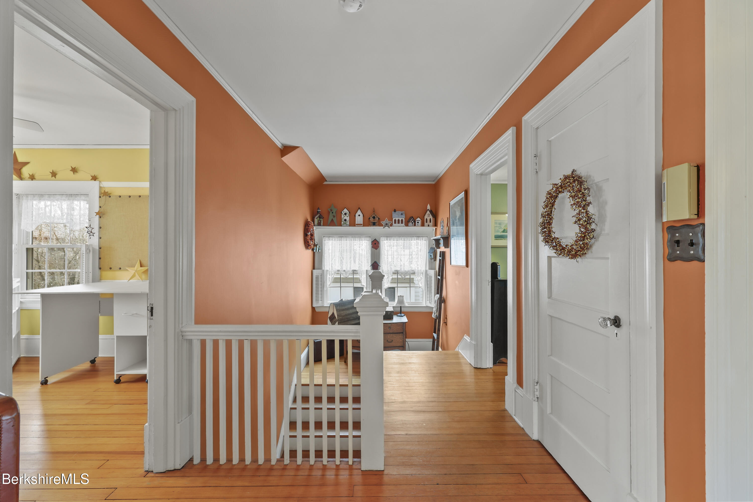 133 Pomeroy Avenue Pittsfield, MA 01201 - Photo 31 of 50 hallway