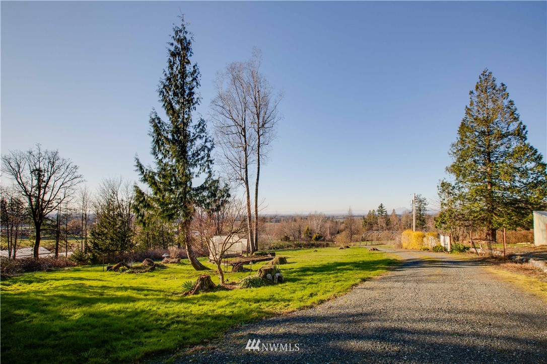 6902 Goodwin Road Everson, WA 98247 - Photo 34 of 39 a view of a city