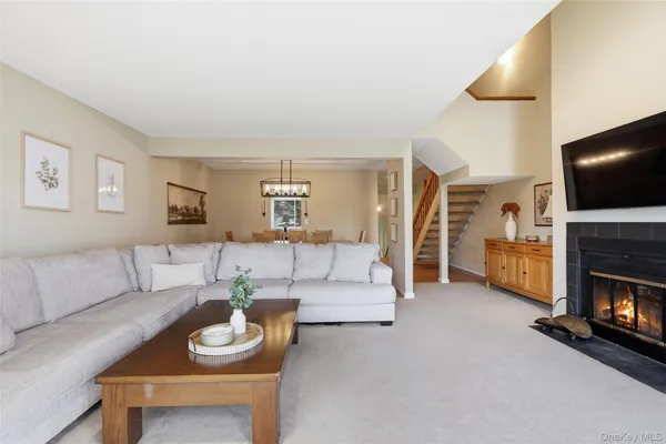 $665,000 | 4 Tudor Circle, Yorktown Heights, NY 10598