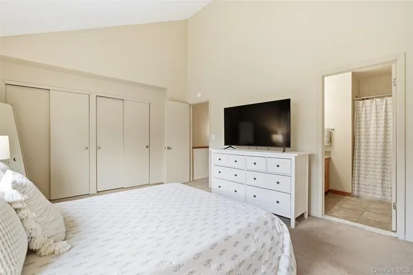 $665,000 | 4 Tudor Circle, Yorktown Heights, NY 10598