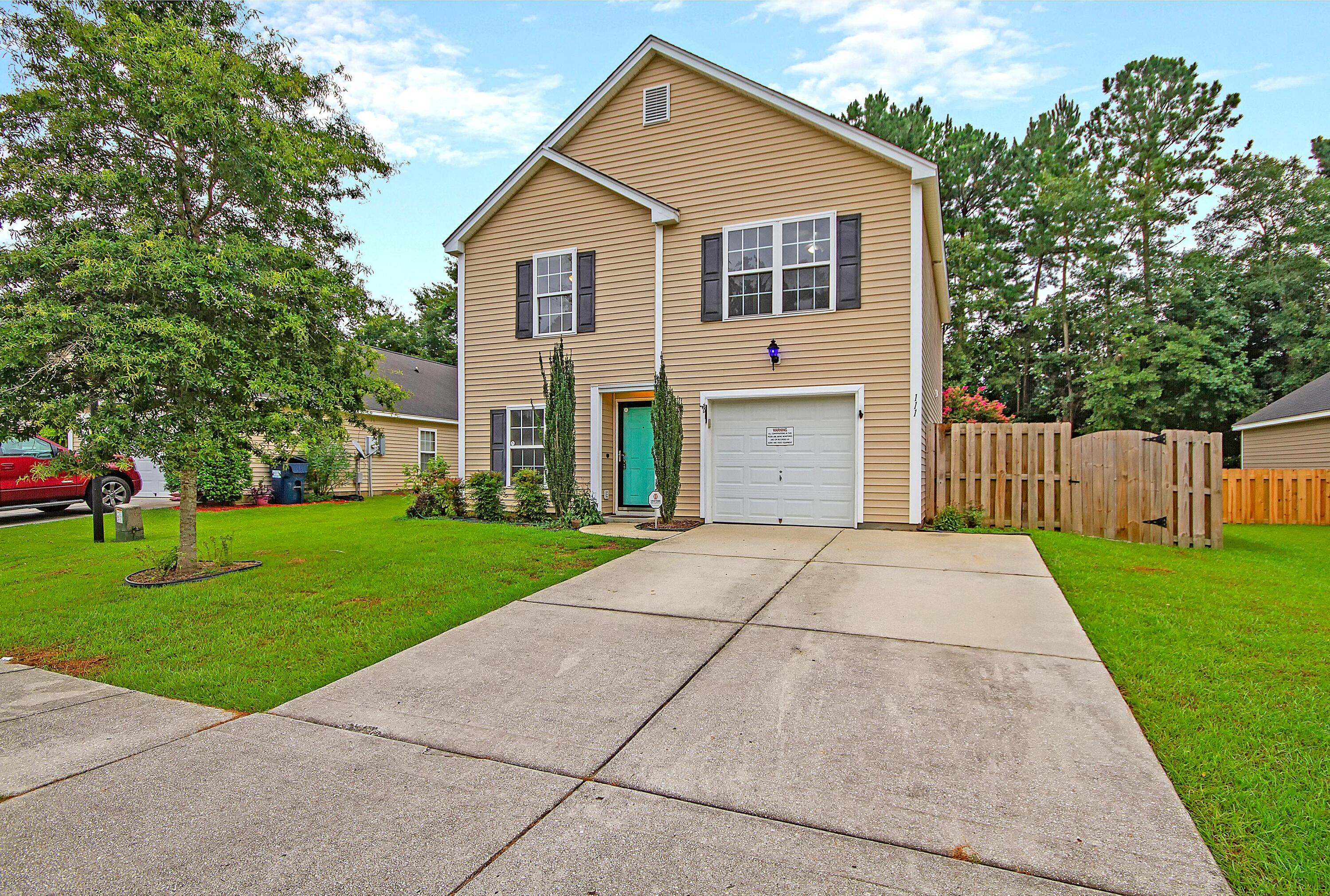 111 Avalon Road Summerville, SC 29483 - Photo 1 of 21 CREM_111 Avalon_001