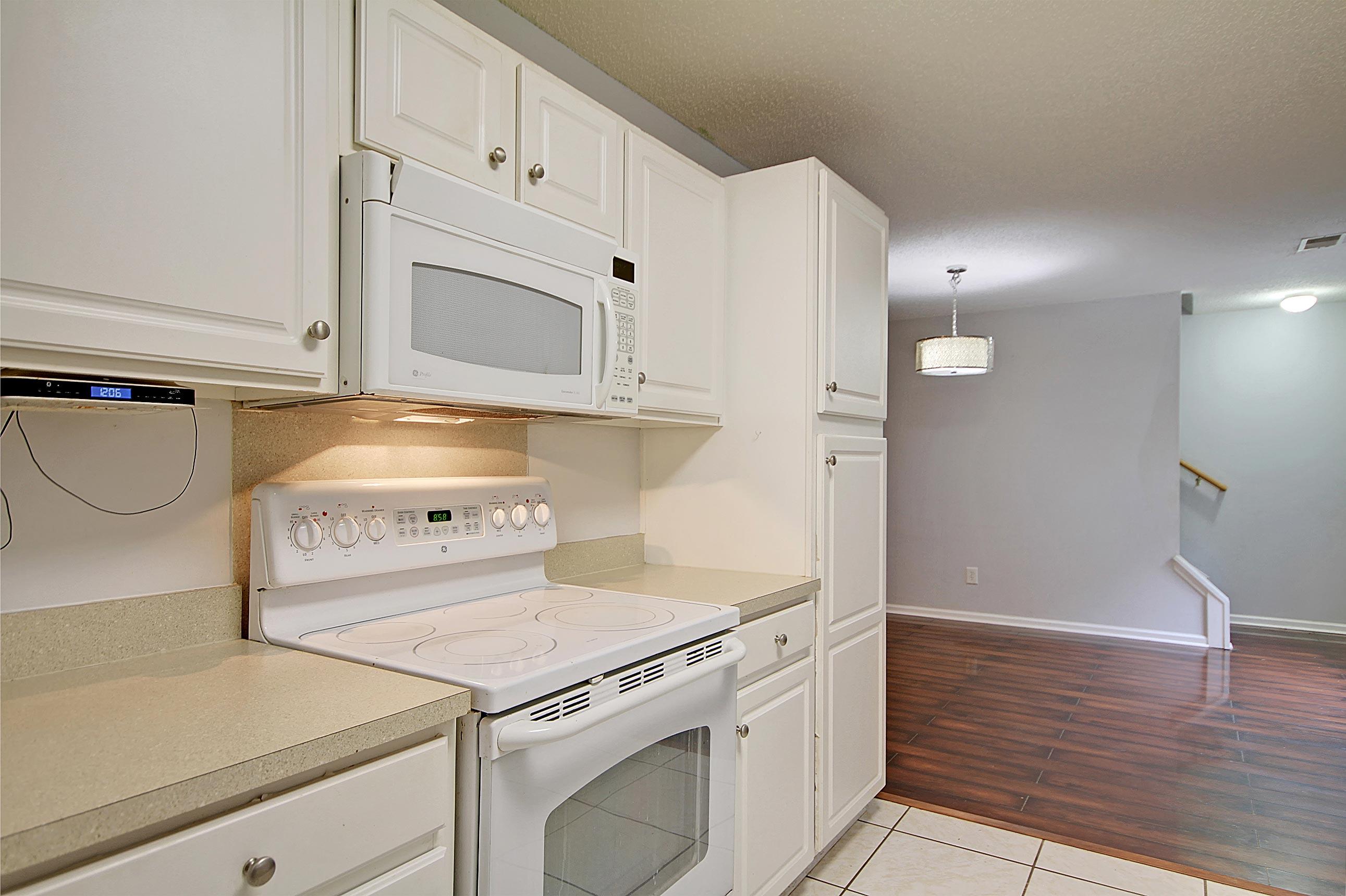111 Avalon Road Summerville, SC 29483 - Photo 6 of 21 CREM_111 Avalon_016