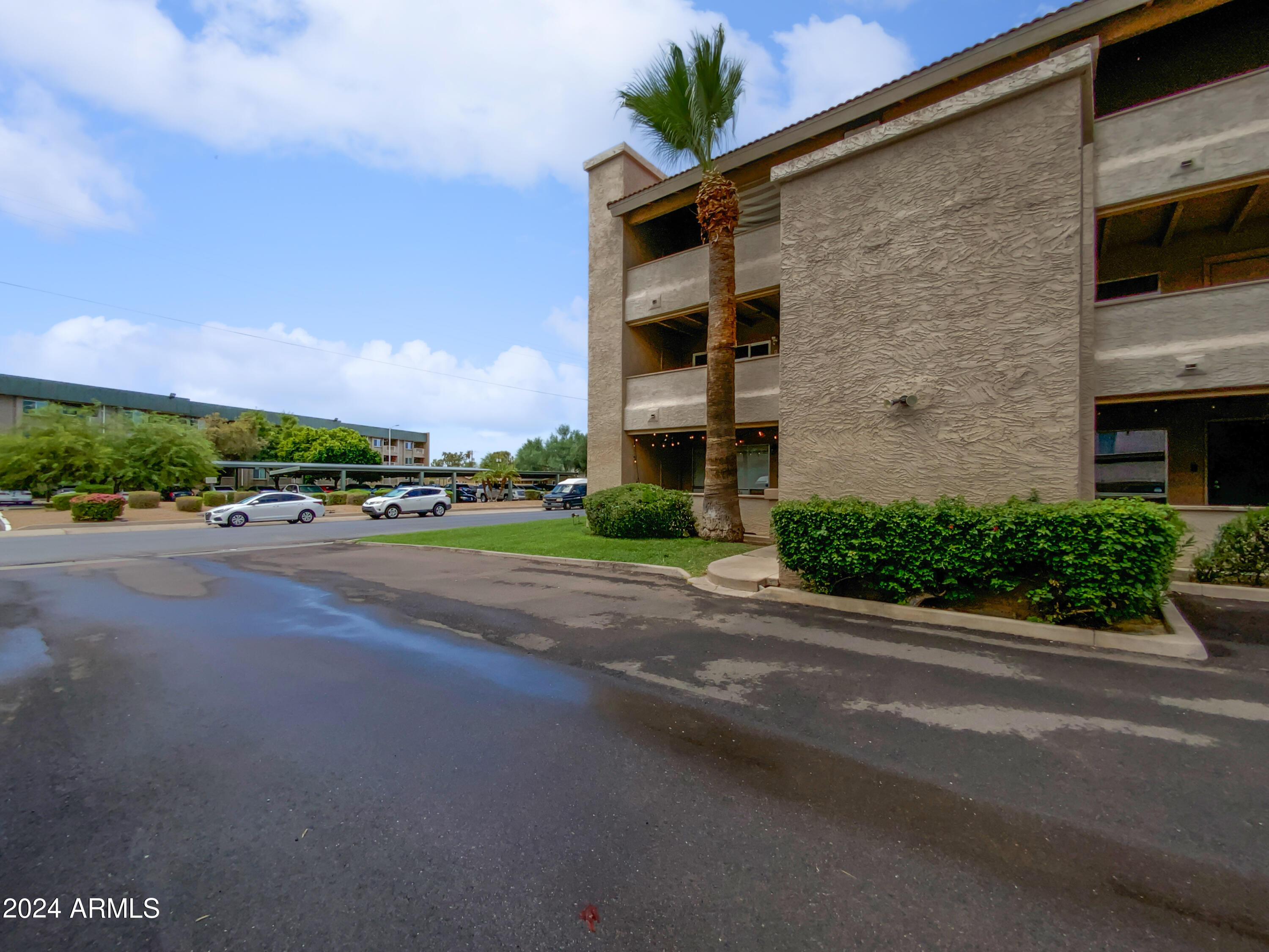 202 East Ruth Avenue, Unit 8 Phoenix, AZ 85020 - Photo 1 of 17 listing_0