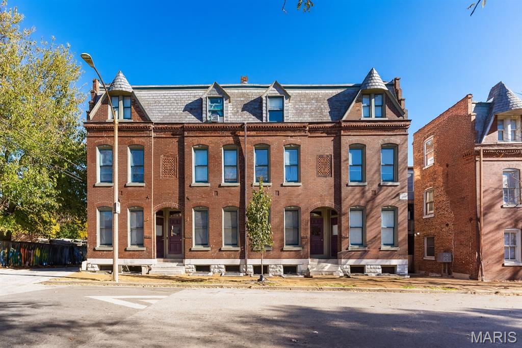 1916 Menard Street St. Louis, MO 63104 - Photo 2 of 28