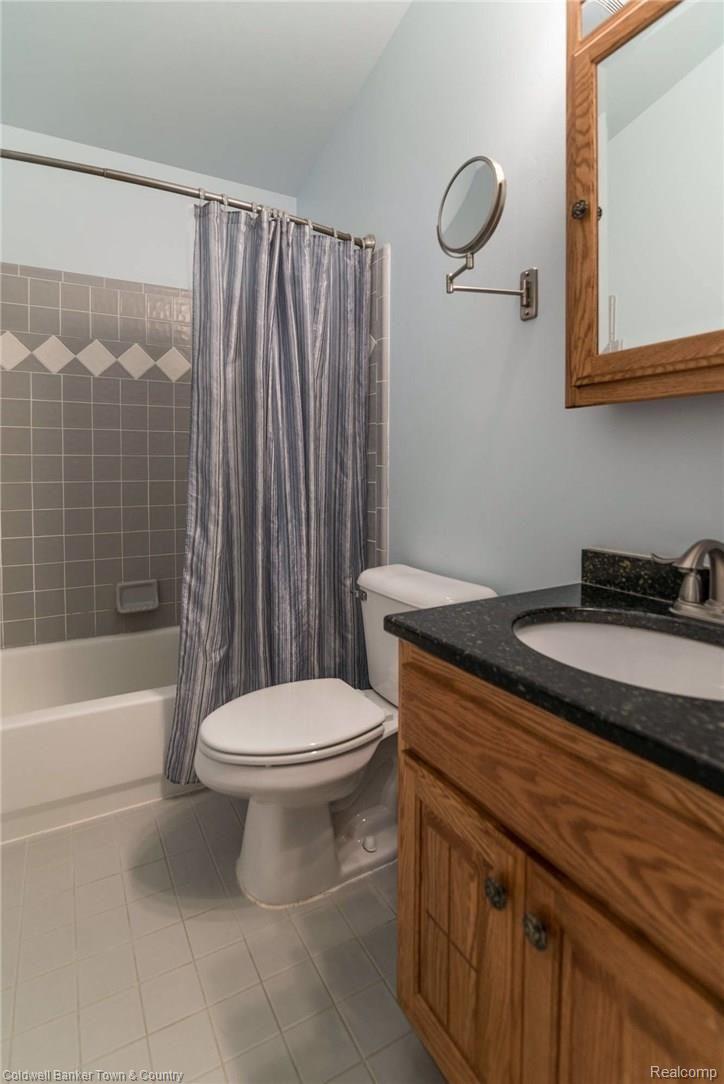 10095 White Road Linden, MI 48451 - Photo 26 of 64 AUG_6039.jpg