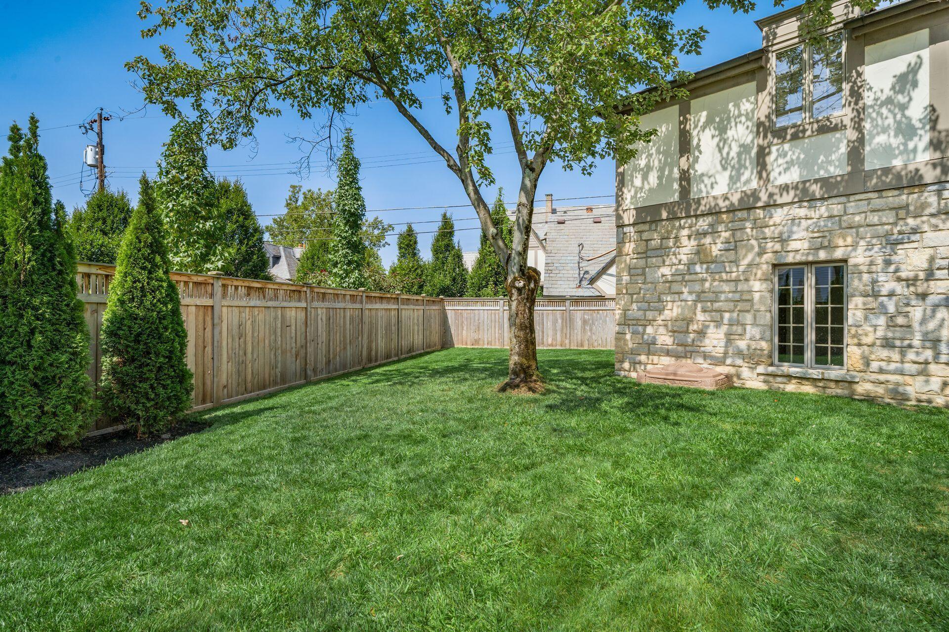 2249 Yorkshire Road Columbus, OH 43221 - Photo 53 of 59 061_ Rd Columbus OH 43221 USA