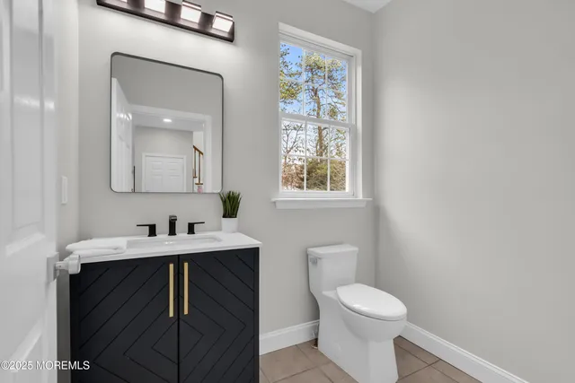 $1,050,000 | 39 Cypress Lane, West Creek, NJ 08092