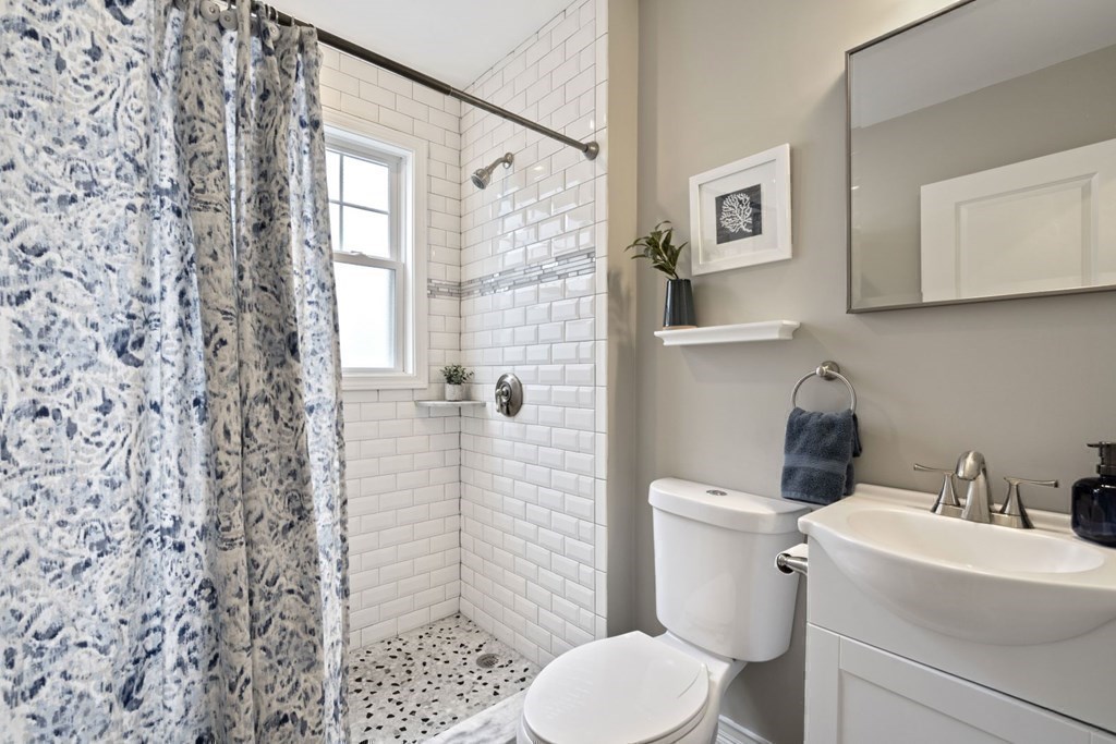 44 Puritan Road, Unit 1 Somerville, MA 02145 - Photo 13 of 27 Gallery Image 13
