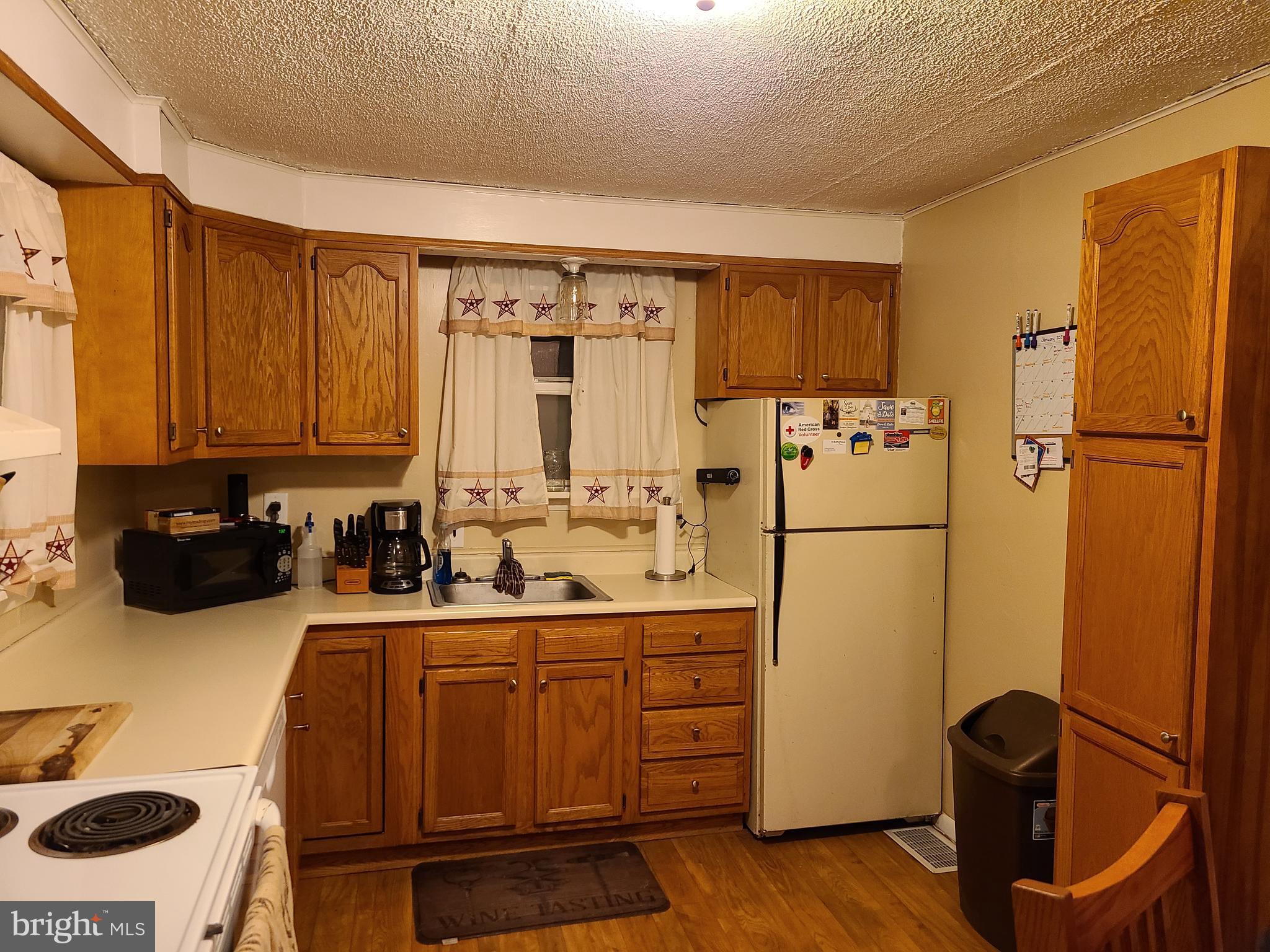 934 Fern Avenue Reading, PA 19607 - Photo 6 of 11