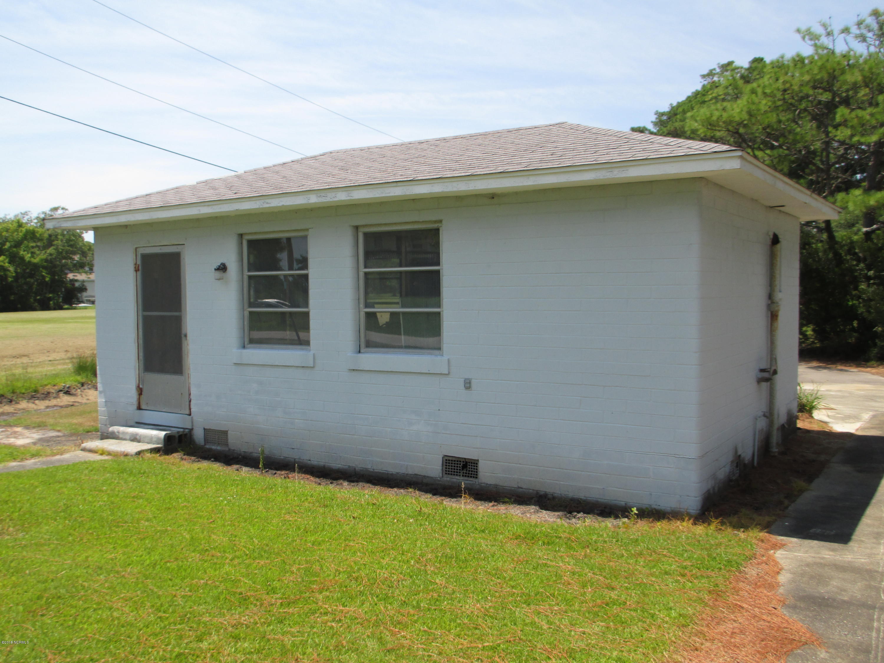 280 Goose Pond Road Marshallberg, NC 28553 - Photo 4 of 25 Shop or Storage