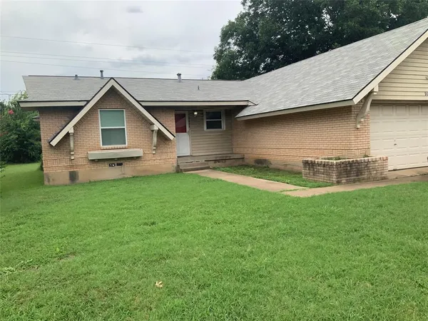 $225,000 | 1421 North 9th Street, Midlothian, TX 76065