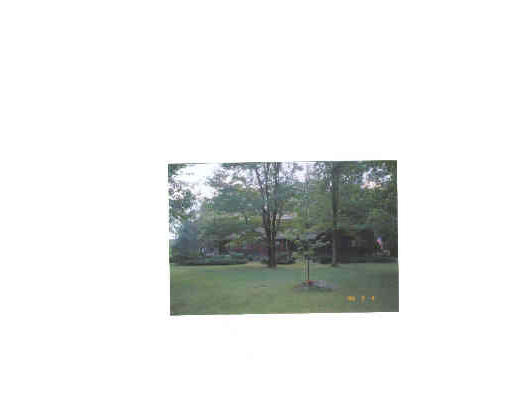 135 Burbank Road Sutton, MA 01590 - Photo 2 of 5 a picture of sky view