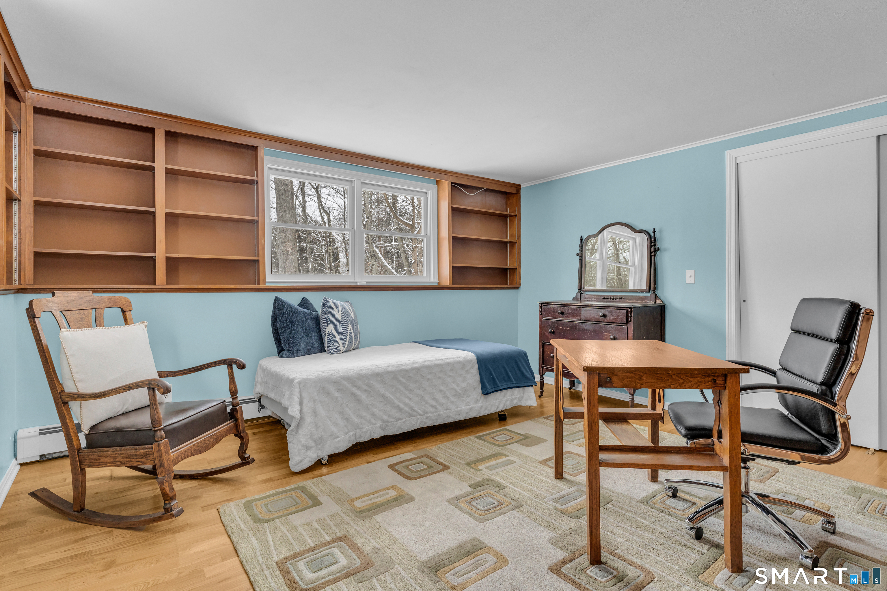 40 Hull Road Madison, CT 06443 - Photo 22 of 40 Bedroom off the family room. Could be a great office too.