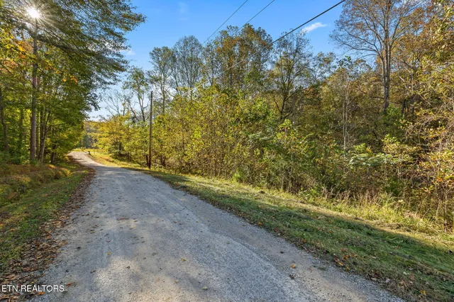 $84,999 | Cave Valley Road, Byrdstown, TN 38549