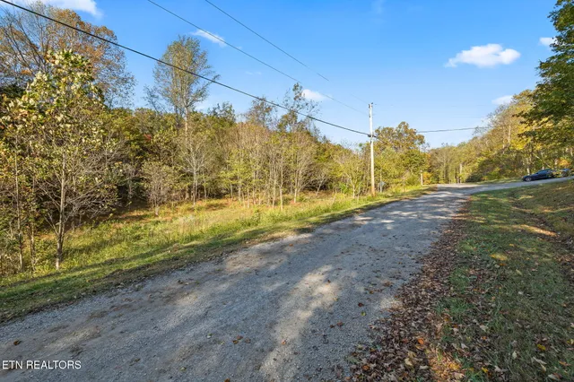 $84,999 | Cave Valley Road, Byrdstown, TN 38549