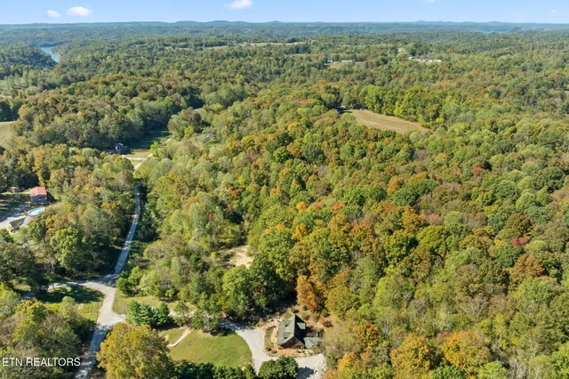 $84,999 | Cave Valley Road, Byrdstown, TN 38549