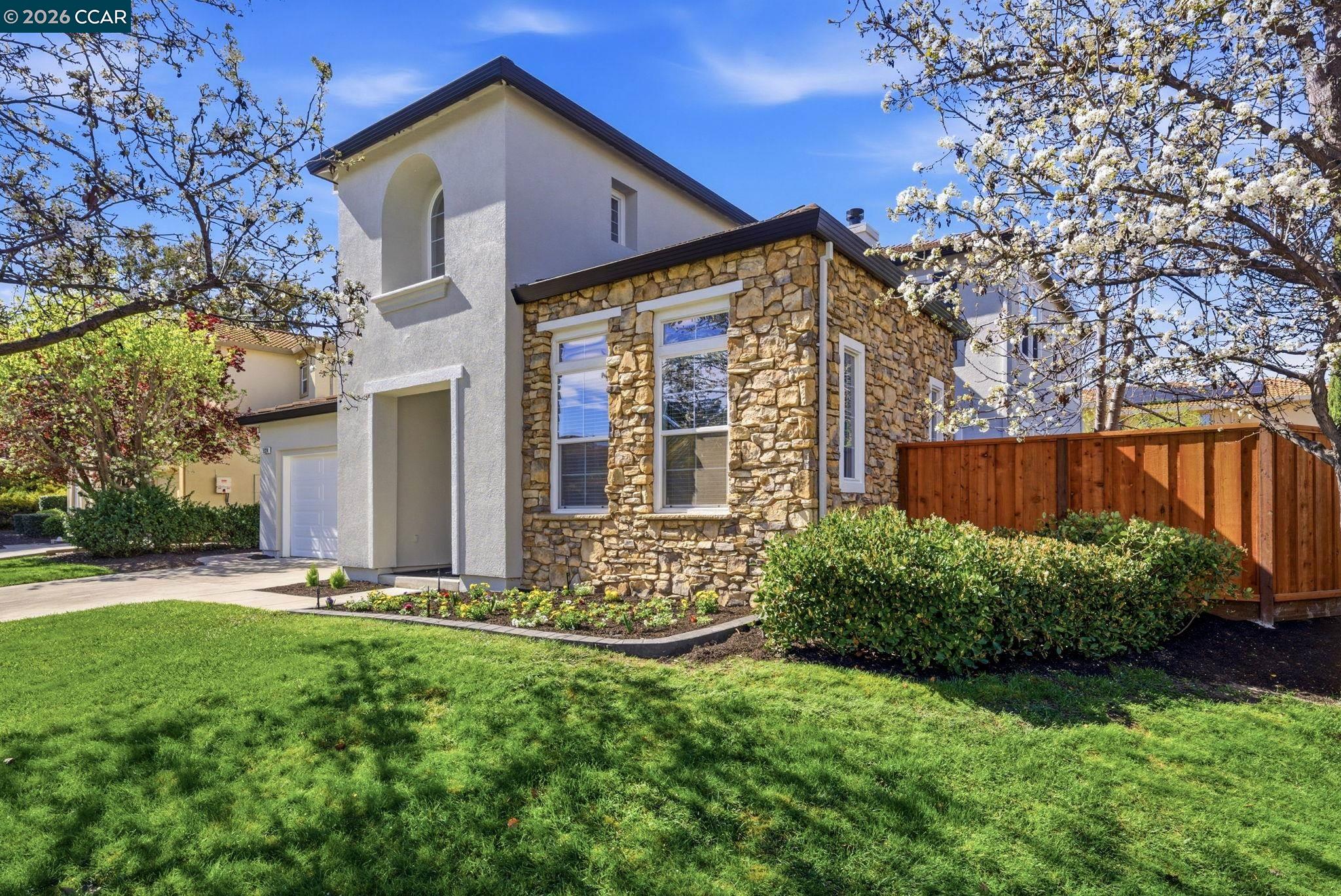 5324 Swainsons Court Concord, CA 94521 - Photo 4 of 59