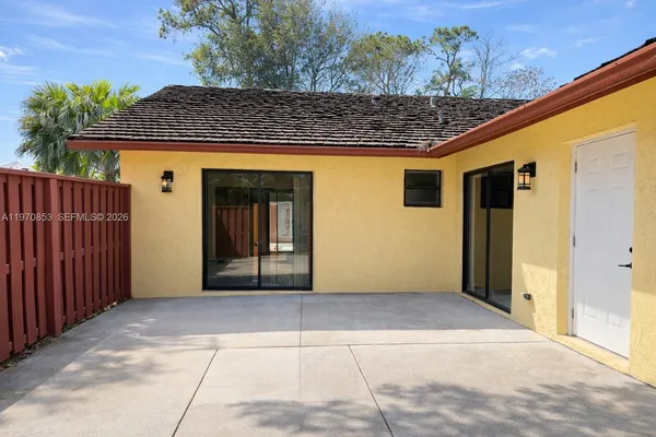 a view of outdoor space