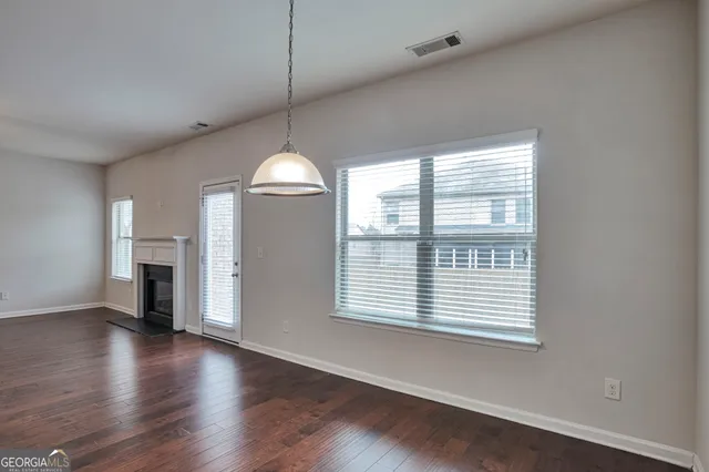 $2,400 | 505 Sea Dunes Court, Loganville, GA 30052