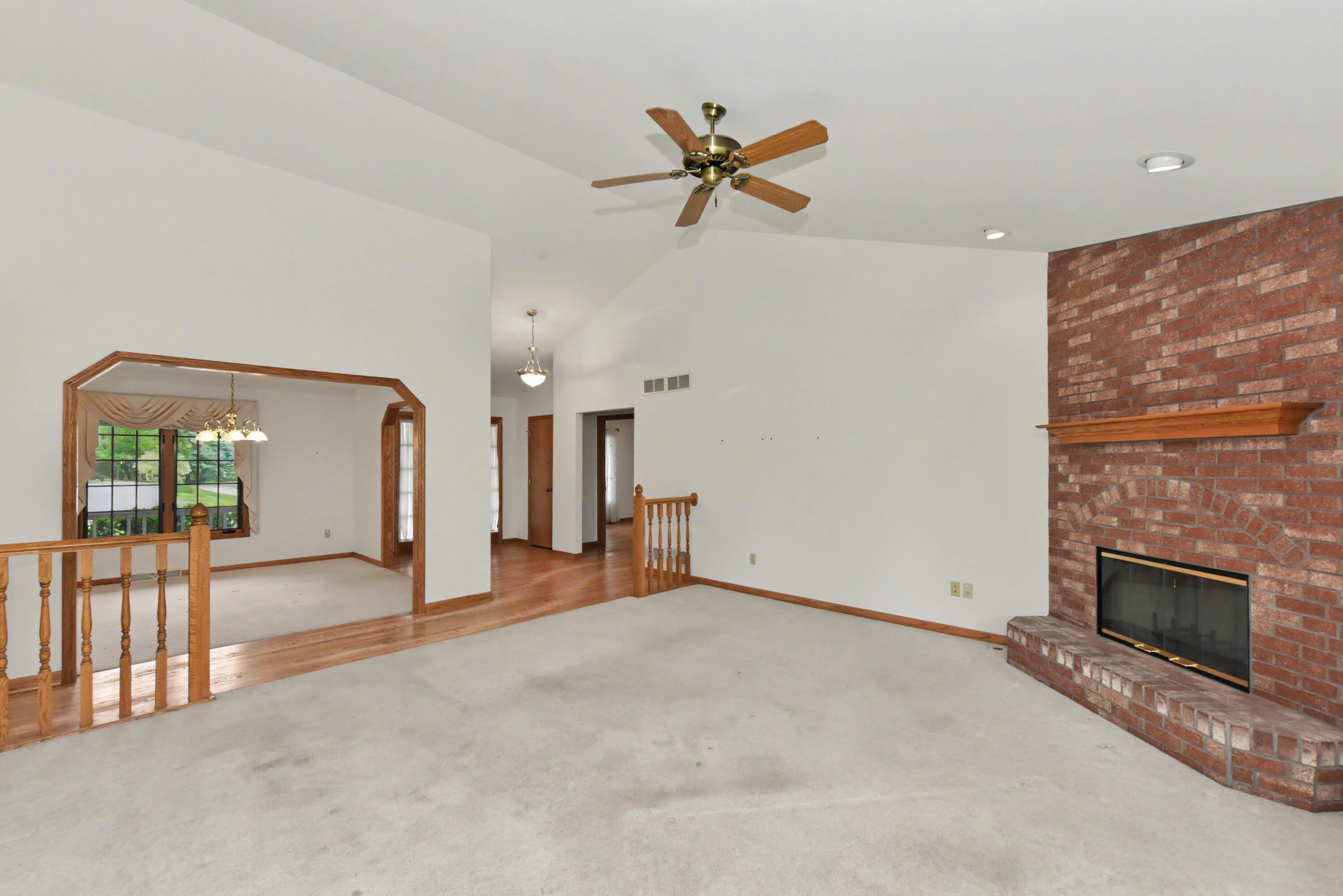 N22W26761 Shooting Star Road Pewaukee, WI 53072 - Photo 9 of 47 DSC_8197
