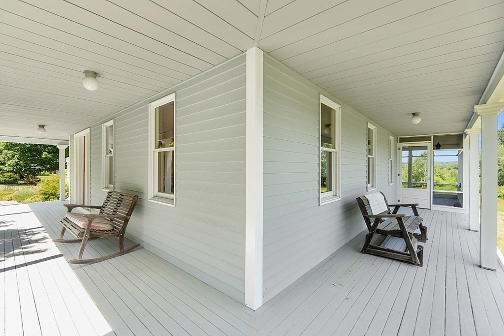 202 Still River Road Bolton, MA 01740 - Photo 4 of 42 Gallery Image 4