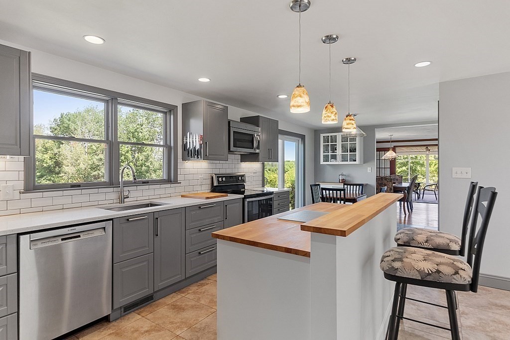 202 Still River Road Bolton, MA 01740 - Photo 6 of 42 Gallery Image 6