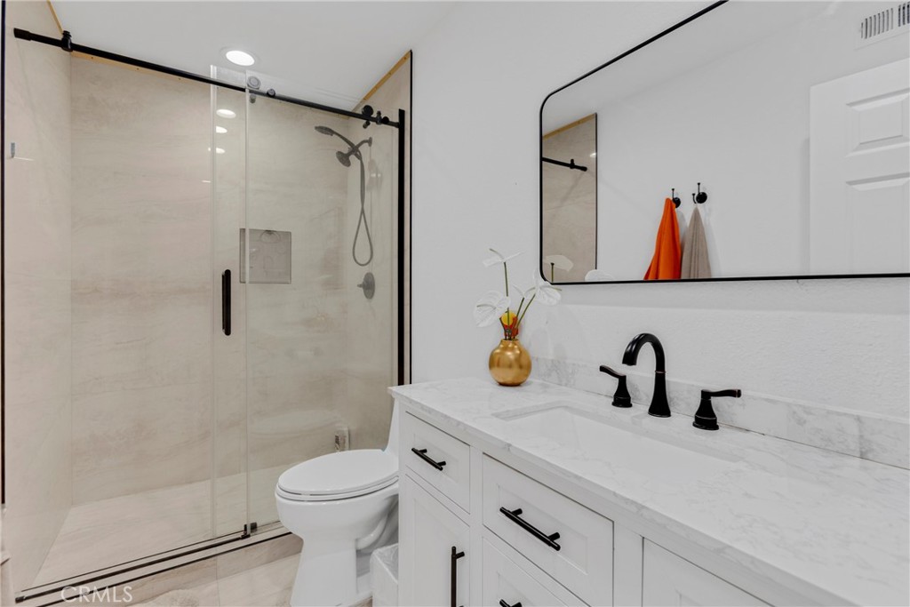 2290 Rohner Court Simi Valley, CA 93063 - Photo 32 of 56 Gallery Image 32