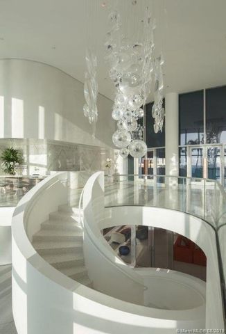 $3,400,000 | 16901 Collins Avenue, Unit 2801, Sunny Isles Beach, FL 33160