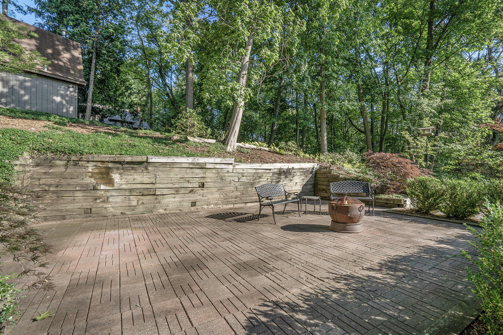 1425 Low Road Kalamazoo, MI 49008 - Photo 49 of 82 056_jbs09277_12.46.48_pm