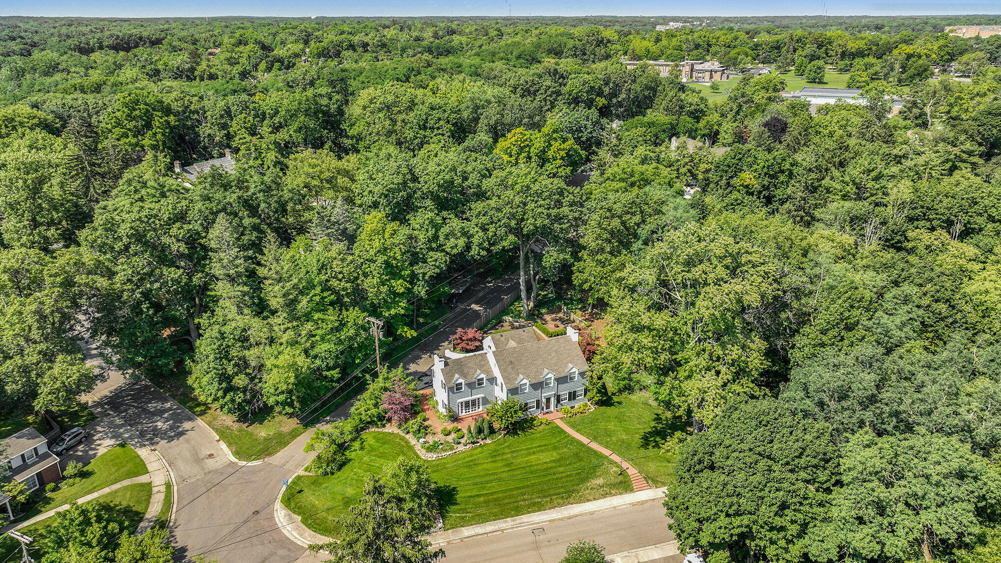 1425 Low Road Kalamazoo, MI 49008 - Photo 6 of 82 006_dji_0739