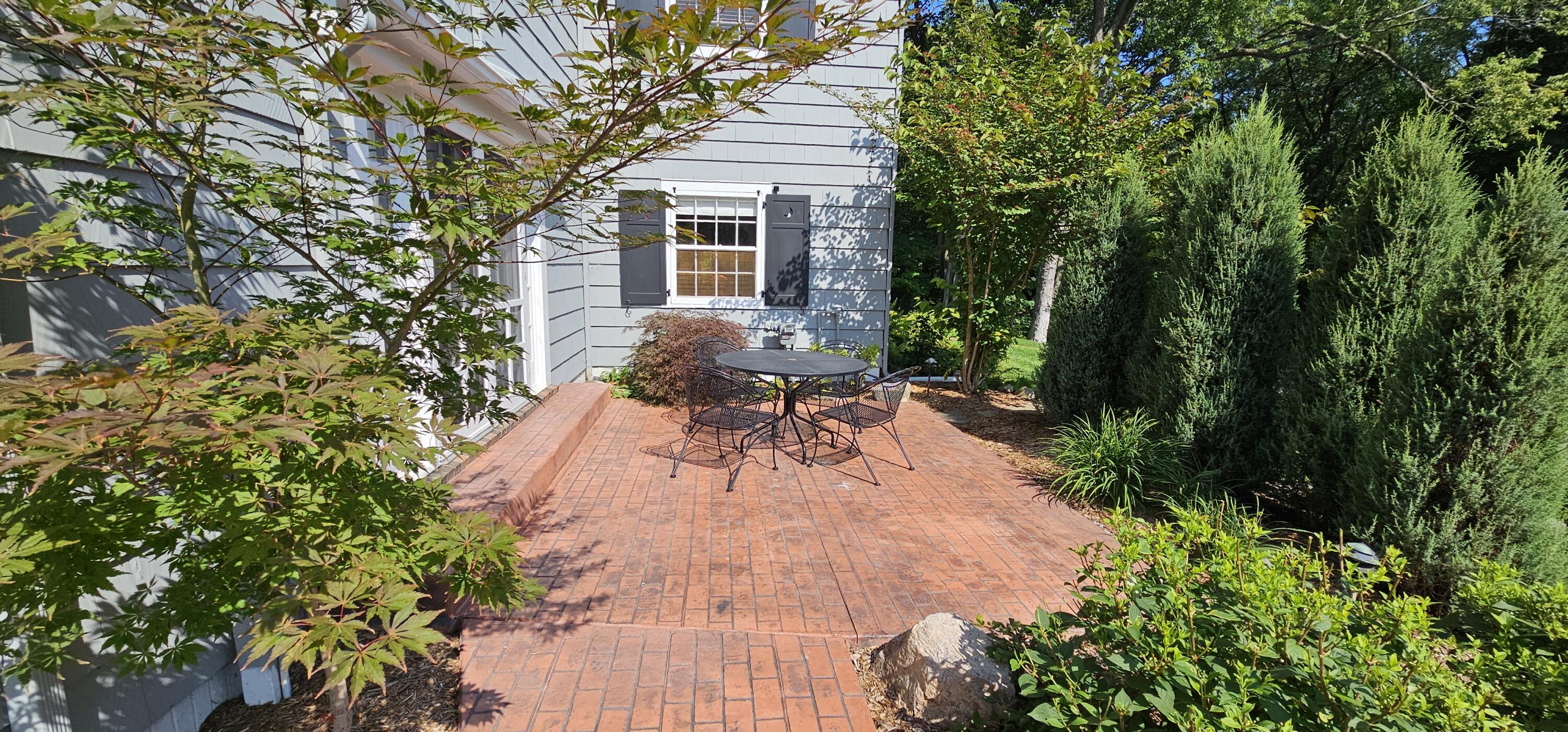 1425 Low Road Kalamazoo, MI 49008 - Photo 63 of 82 20230719_104405