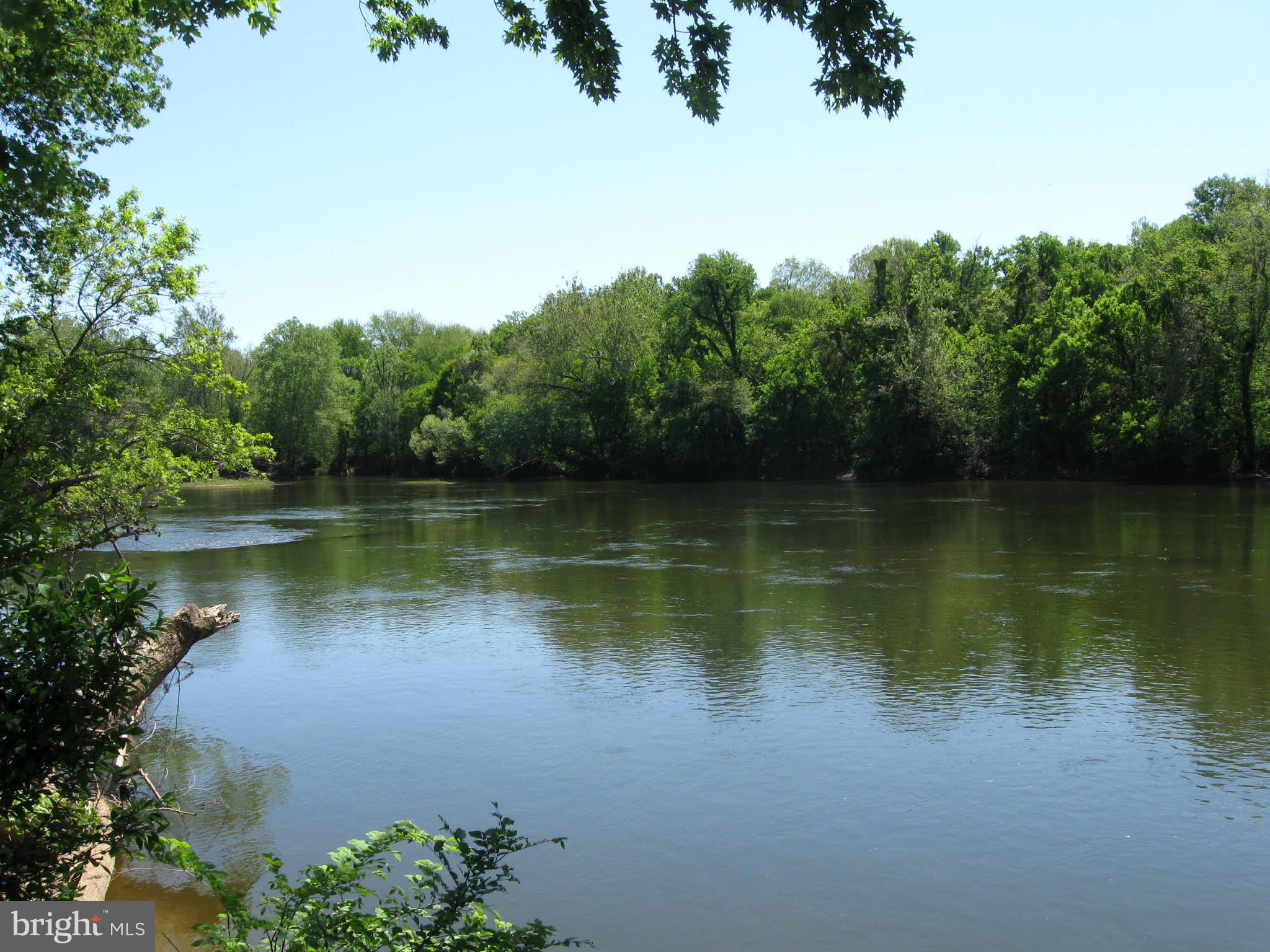 575 Lee Road Crozier, VA 23039 - Photo 41 of 45 1,200 LF of James River frontage (9 islands)