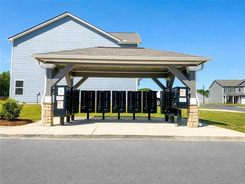 53 Bennett Way Rome, GA 30161 - Photo 27 of 42 a view of a building with a fountain