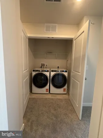 $3,200 | 33 East Front Street, Bridgeport, PA 19405