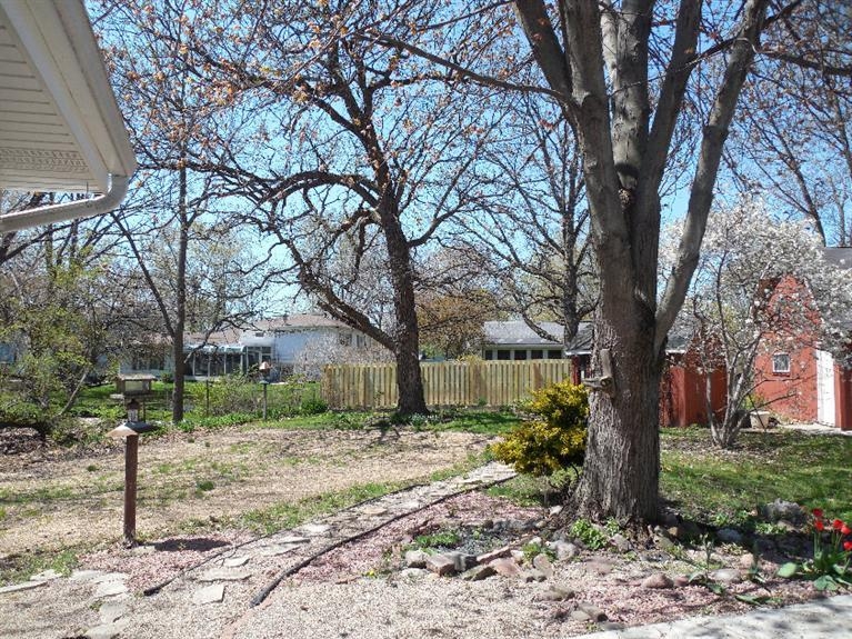927 Hayes Street Crown Point, IN 46307 - Photo 6 of 10 767x575
