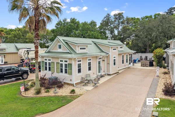 $485,000 | 11943 Gateway Drive, Elberta, AL 36530