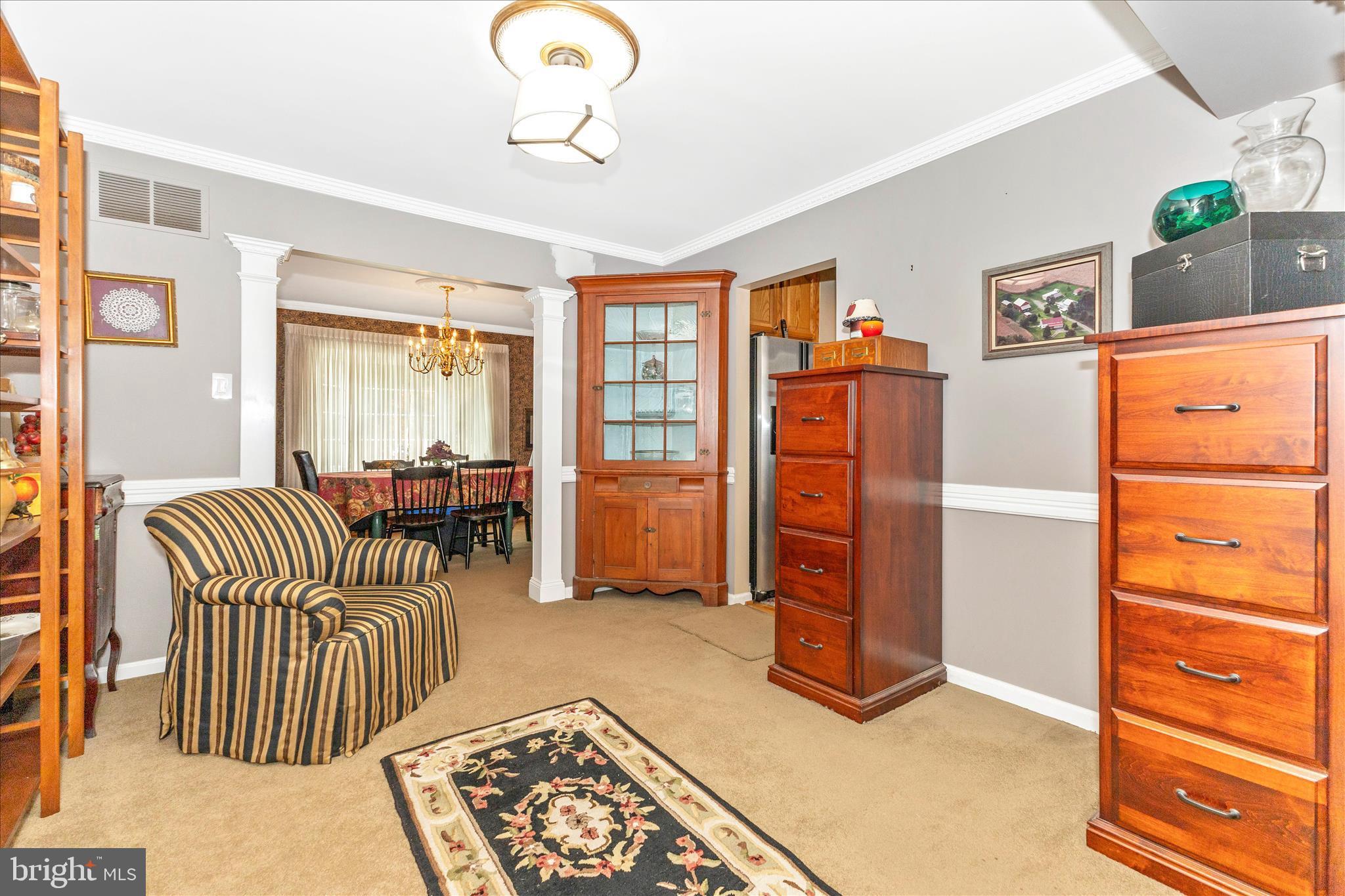 1111 Cummings Avenue Baltimore, MD 21228 - Photo 17 of 48